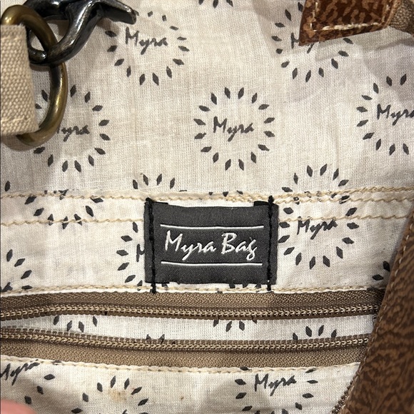 Myra Bag Vintage-Inspired Tan and Gray crossbody Bag - Picture 2 of 5